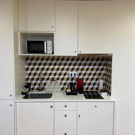 Lazarus View Apartment