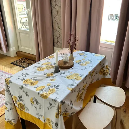 A Balcony And Garden View Apartment * Porto