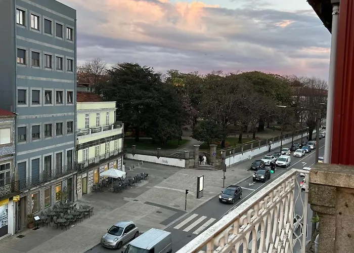 Apartment Lazarus View *