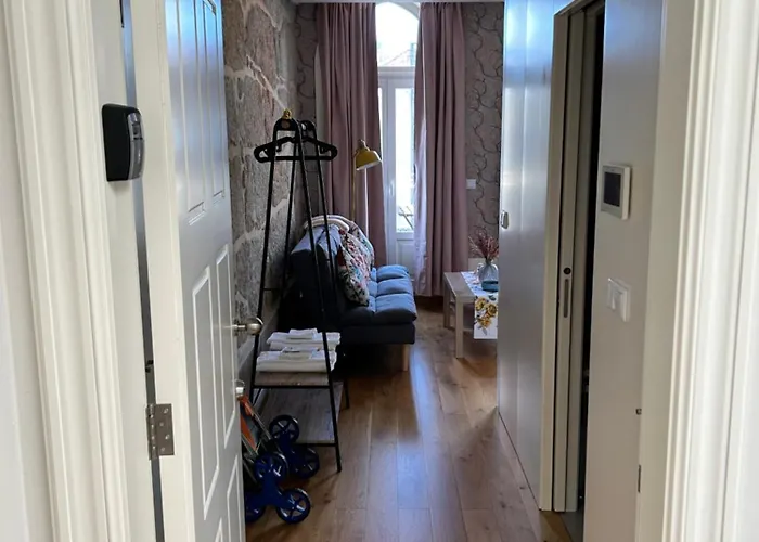 Apartment Lazarus View *